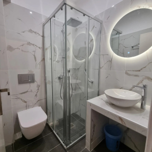 roditis-glass-aegina-
