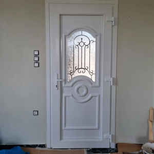 roditis-glass-aegina-